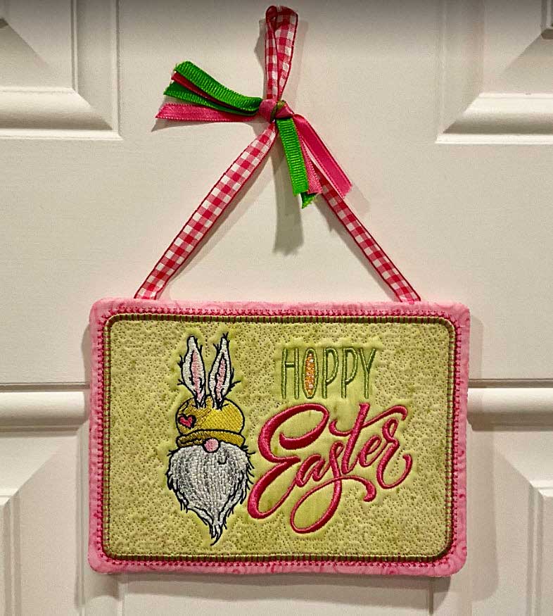 Hoppy Easter mug rug